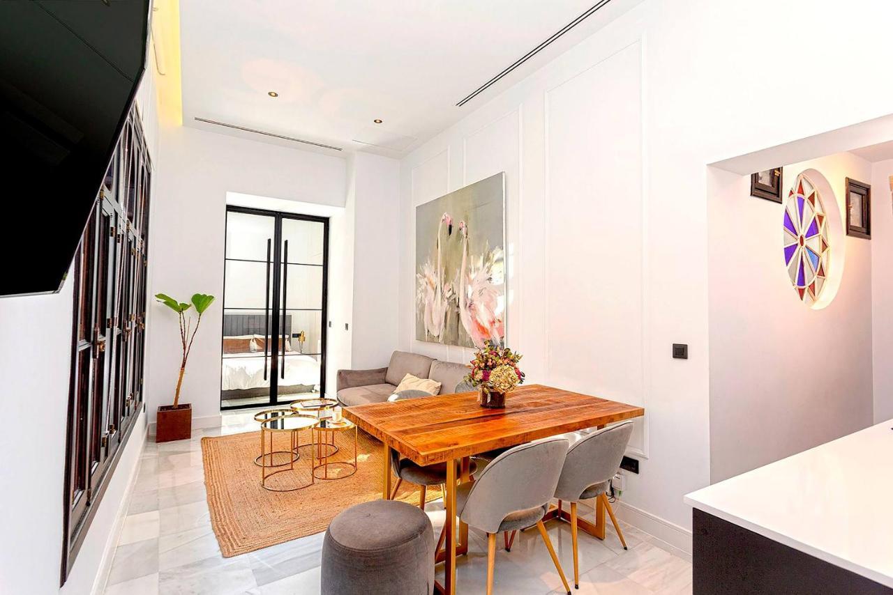 Genteel Home Giralda เซบีญา ภายนอก รูปภาพ