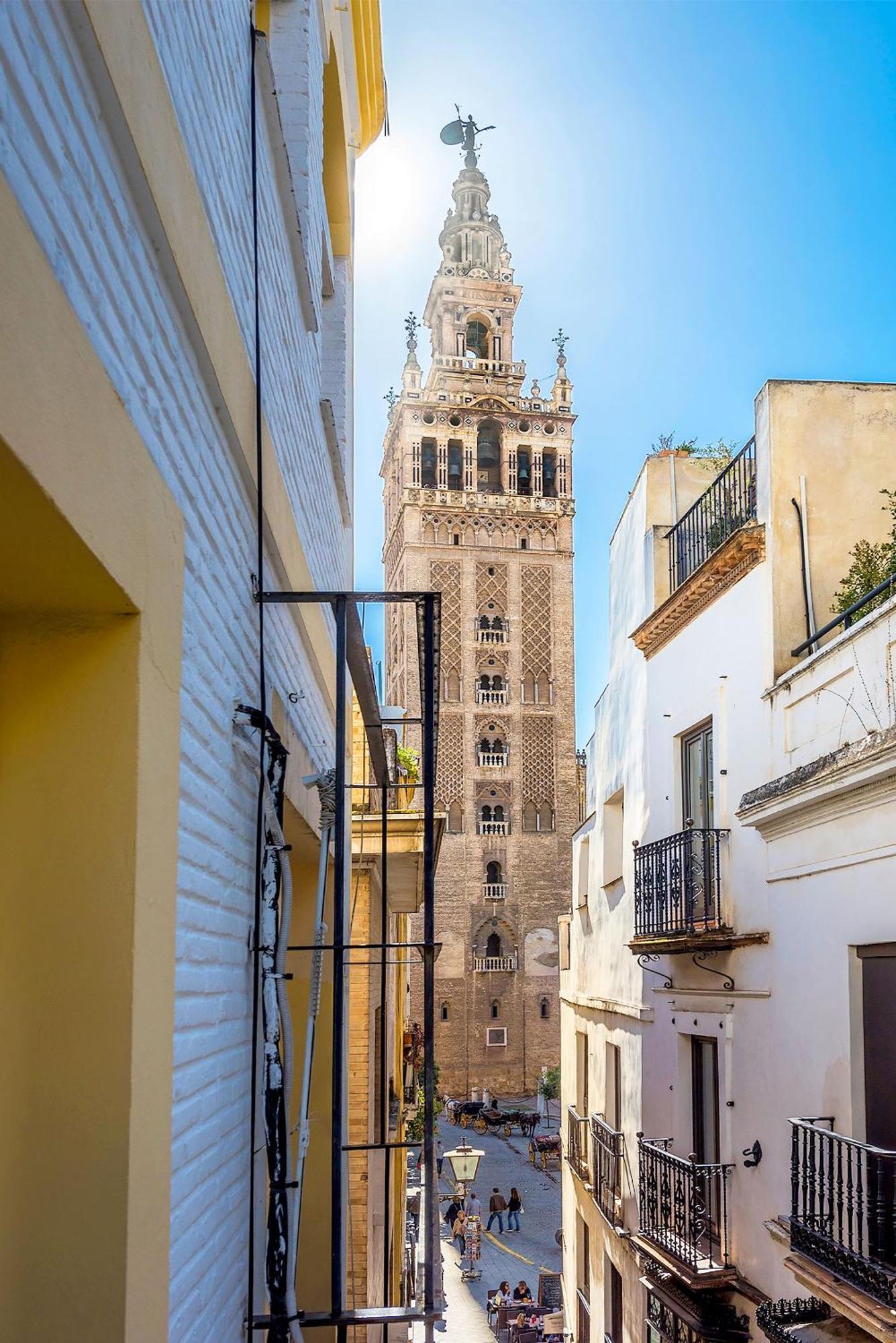 Genteel Home Giralda เซบีญา ภายนอก รูปภาพ