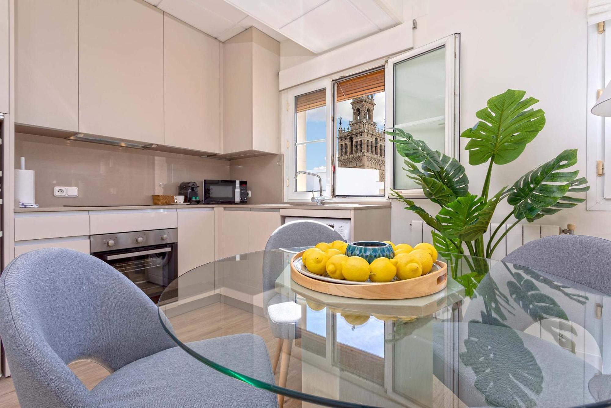 Genteel Home Giralda เซบีญา ภายนอก รูปภาพ