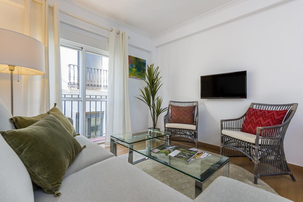 Genteel Home Giralda เซบีญา ภายนอก รูปภาพ