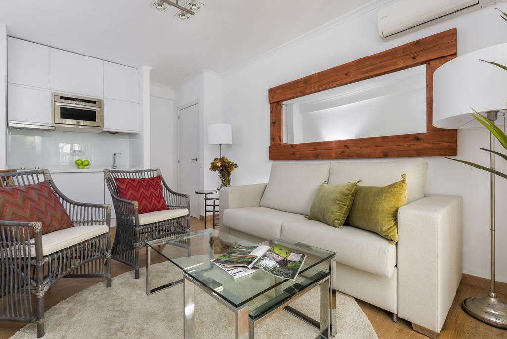 Genteel Home Giralda เซบีญา ภายนอก รูปภาพ